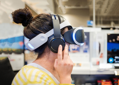 工信部发布VR白皮书 剖析价格与可用性瓶颈，展望AI融合开发新路径